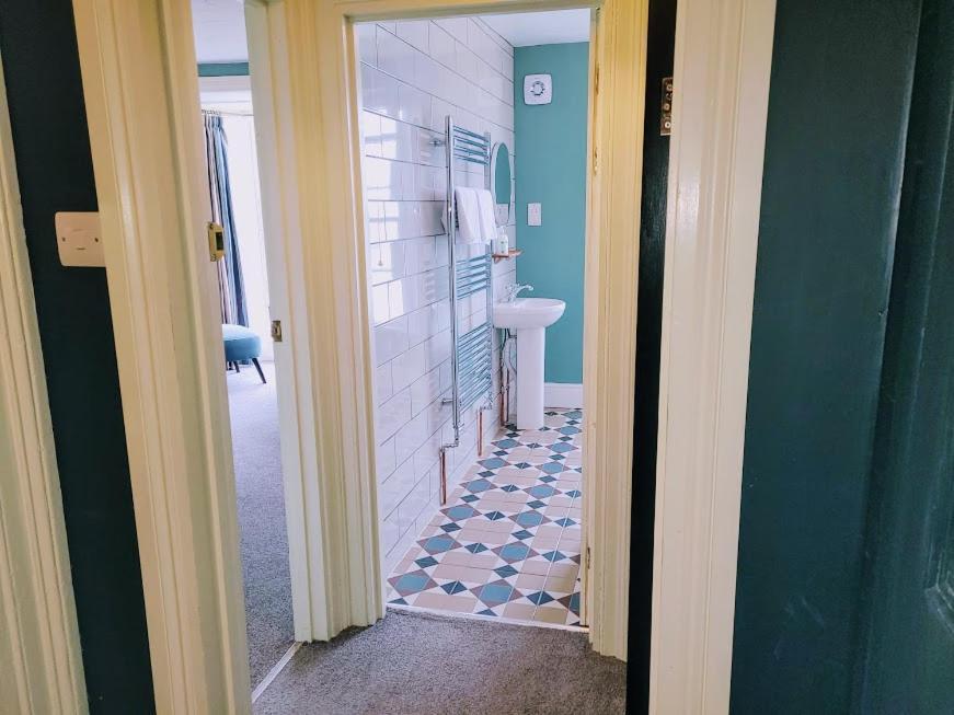Jacobs Ladder Inn Falmouth Ruang foto
